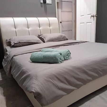 Impian Stay 0.1 Townhouse With 3 Bedrooms. Kuah Exterior photo