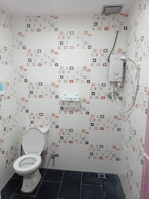 Impian Stay 0.1 Townhouse With 3 Bedrooms. Kuah Exterior photo